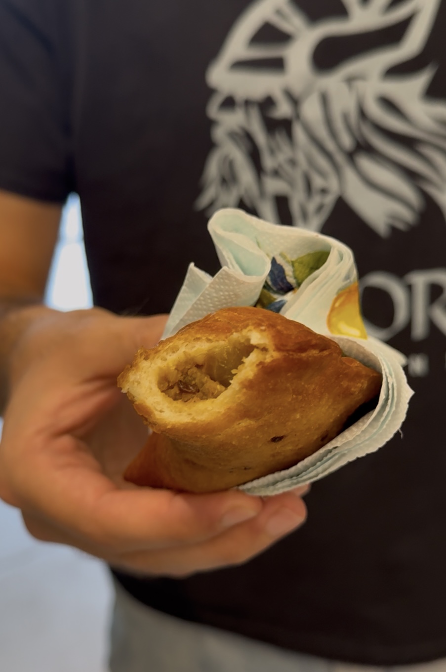 סמבוסק עיראקי במילוי חומוס