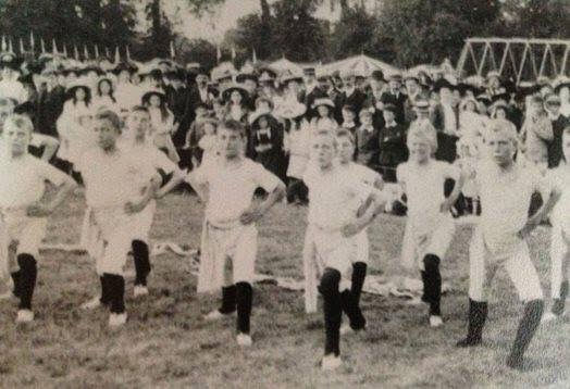 Entertainment in 1910