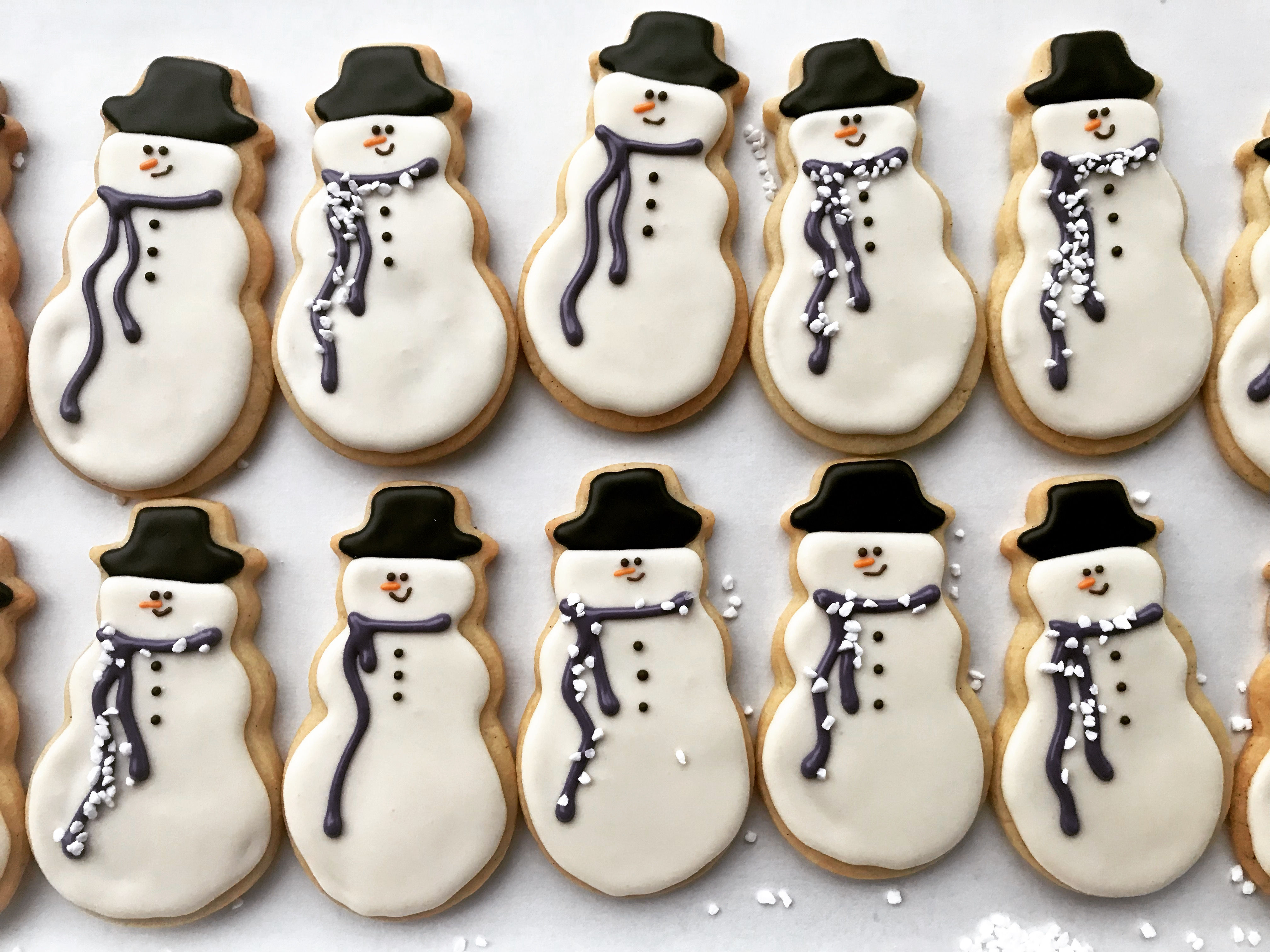 1 Dozen Vanilla Bean Sugar Cookies (December)