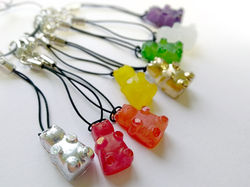 Hot Glue Gummy Bears