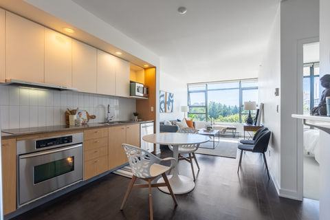 515-2851 Heather St 22.jpg
