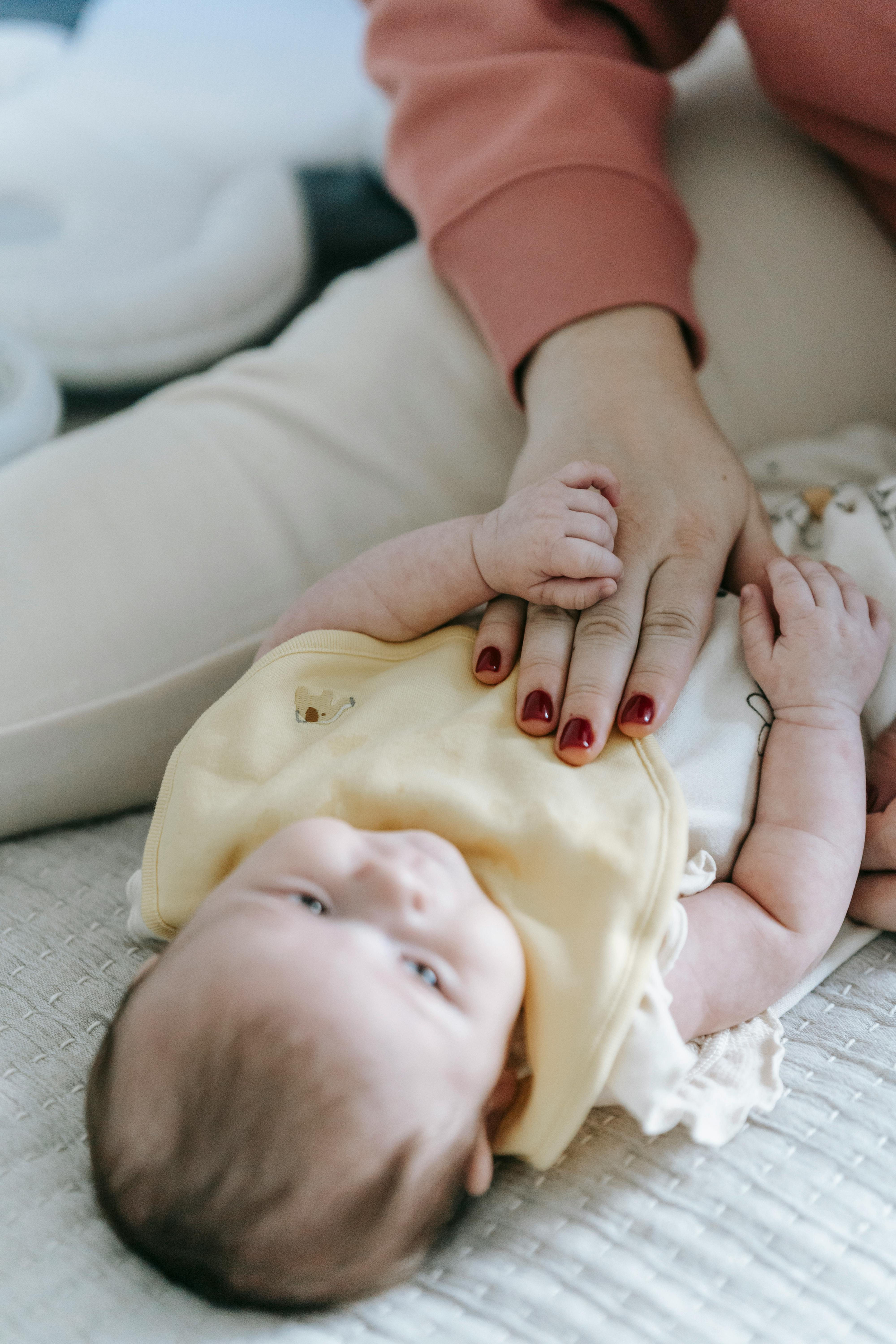 Mother love child. Nervous system co regulation, grounding, support