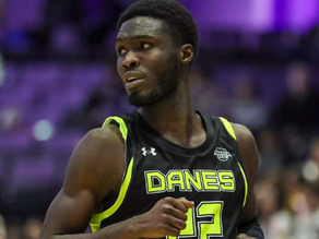 Men’s Basketball Falls Late to NJIT