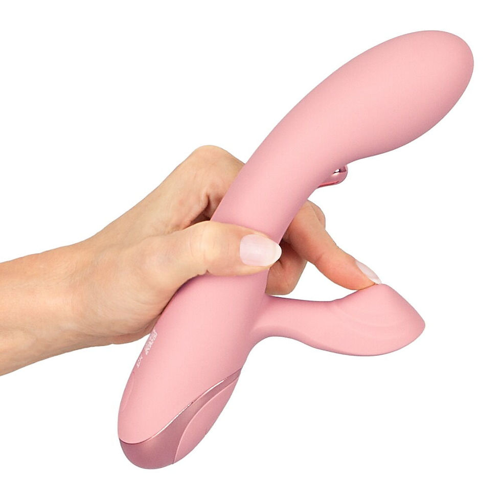 Thumbnail: rosa Rabbitvibrator Avenor. Mit Metalzunge für G-Punkt. Frauenhand verbiegt den Stimulationsarm