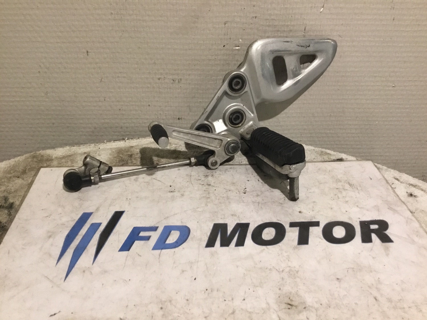 Cale pied avant gauche avec sélecteur 