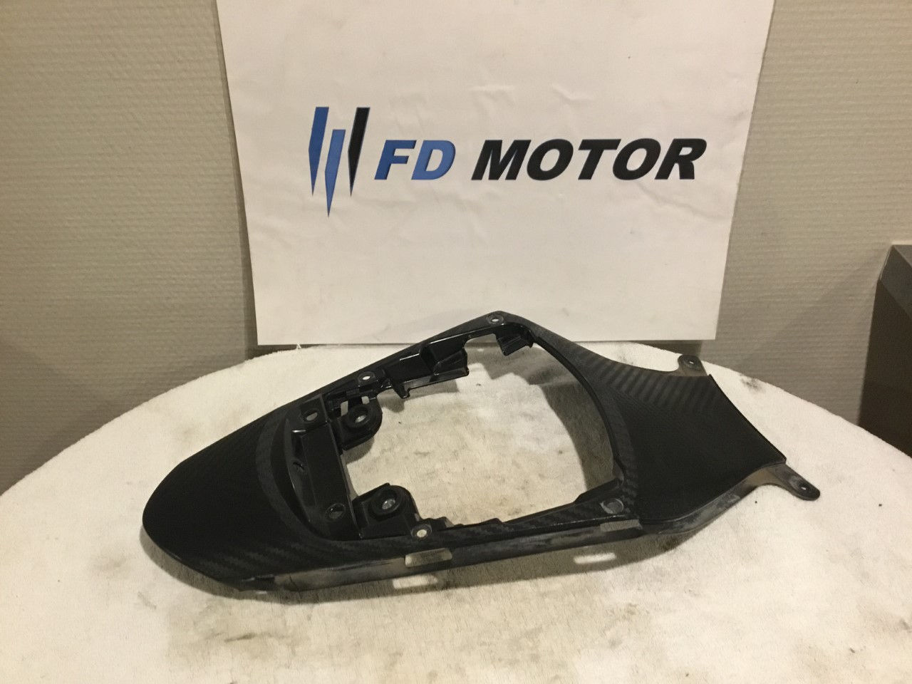 Contour selle arrière