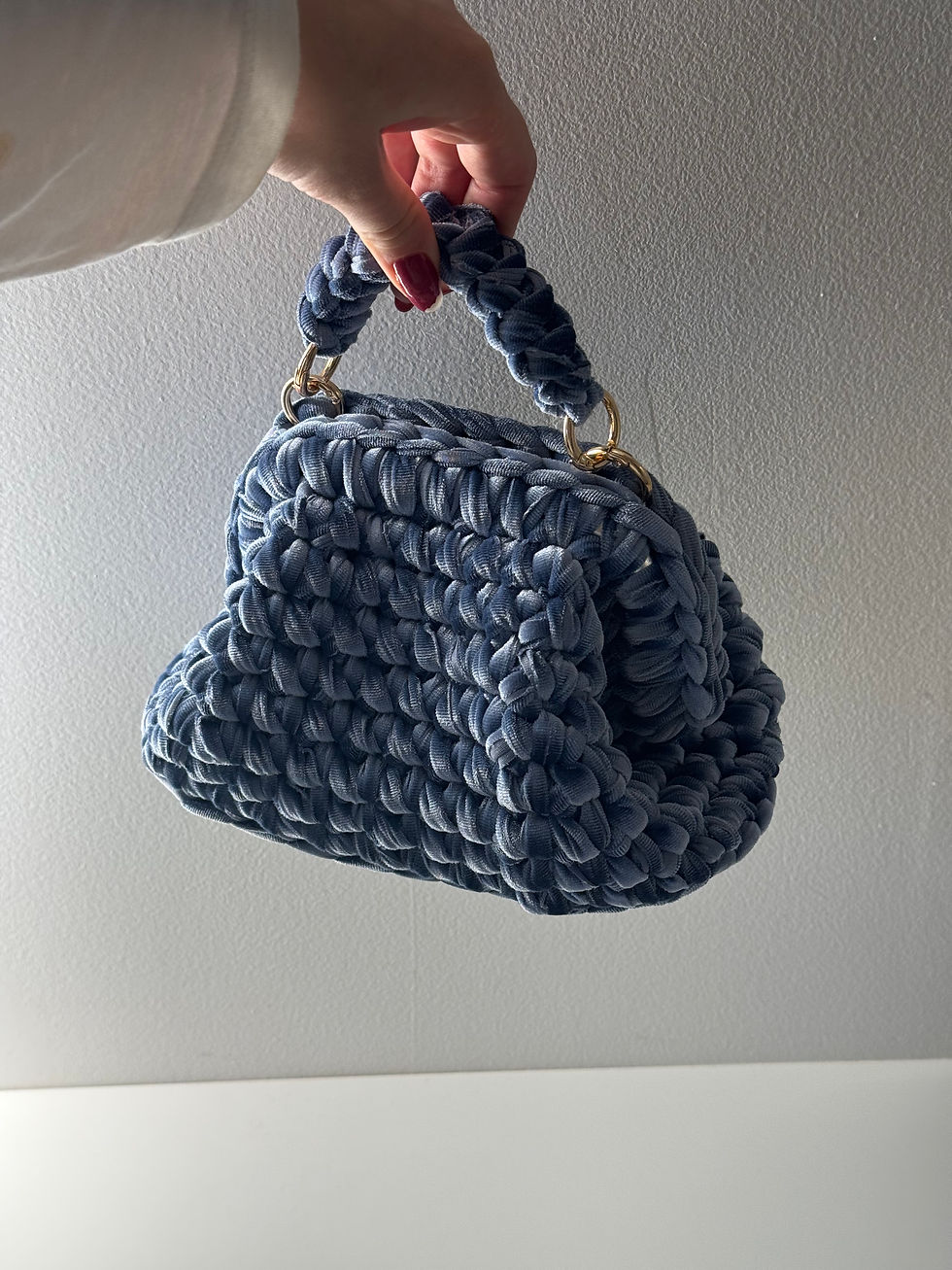 Miniatura: Clutch in velluto celeste