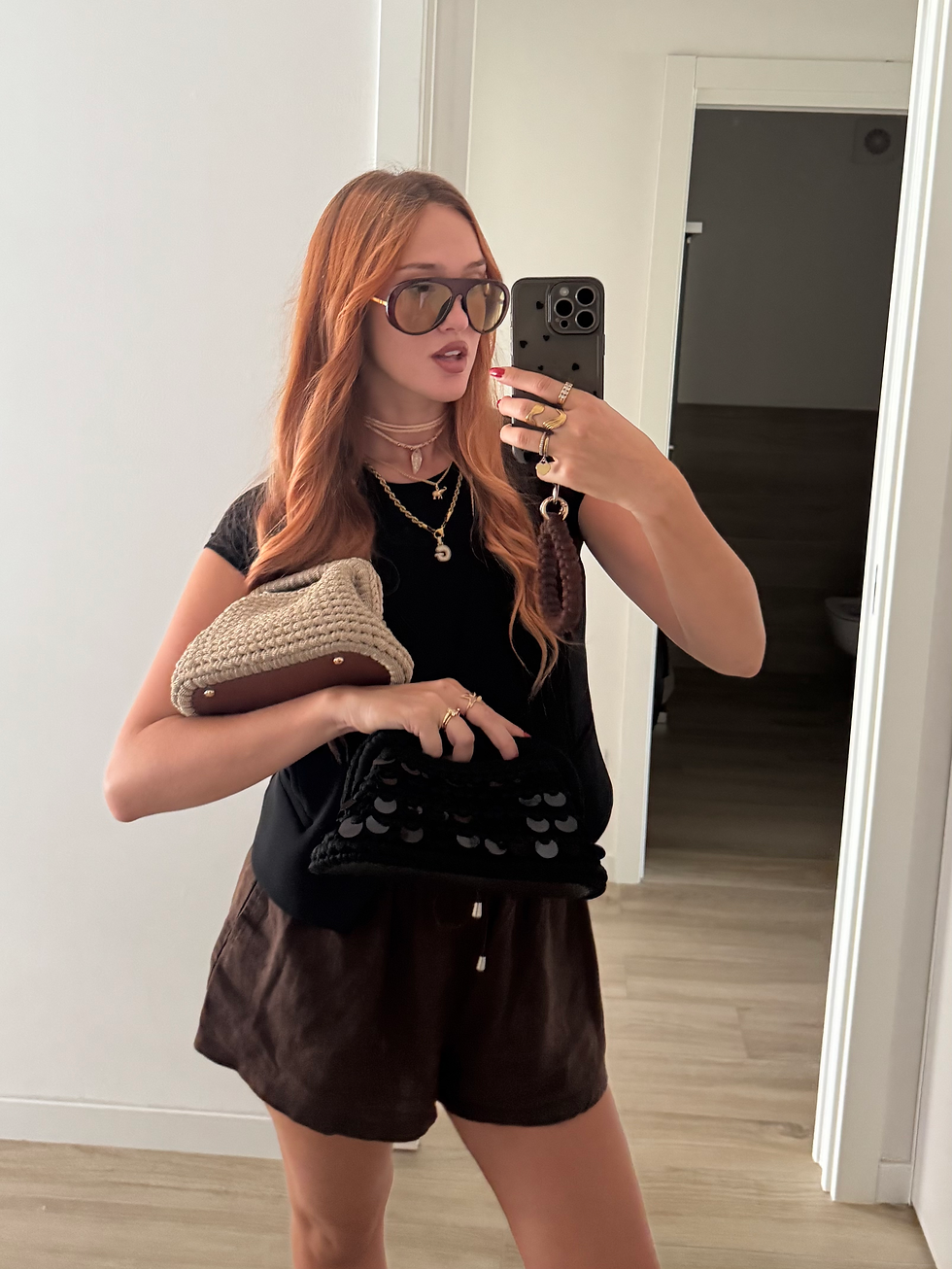 Miniatura: Clutch oro con fondo in similpelle