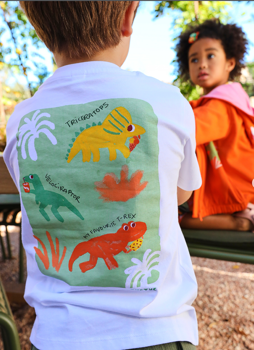 T-shirt dinosauri