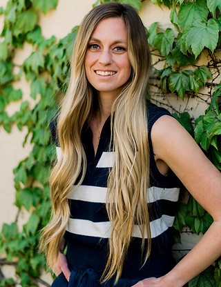 Photo of Aubrey Kuzia, founder of Pilea Wellness