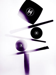 content digitalde nature morte Chanel beauté, à Paris, maquillage, palettes, Chanel graphique pour de la publicité et du brand 
