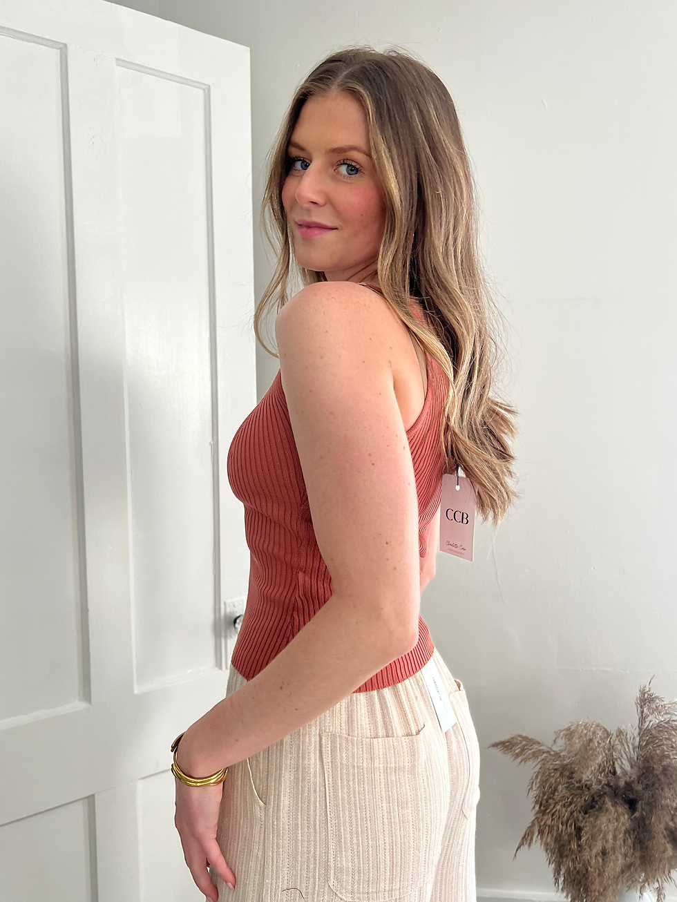 Thumbnail: V-neck Knit Tank
