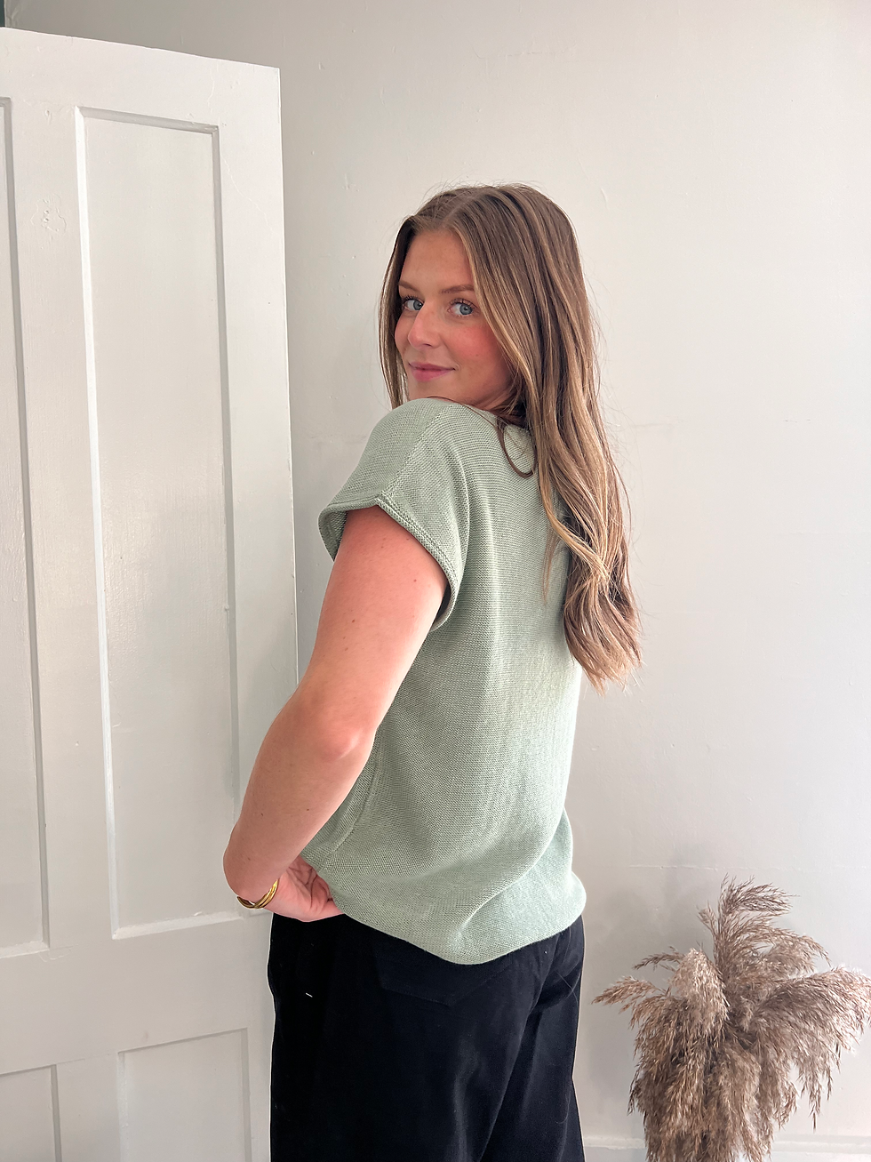 Thumbnail: Flora Top