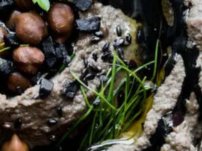 Black Hummus! Delicious and made with another Purple Superfood!❤️