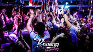 Kissing Club