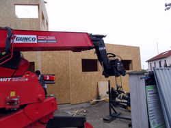 le manitou pour le levage du bois