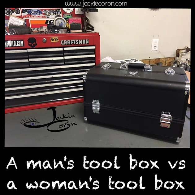 Younique Makeup Trunk Avey