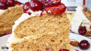 Christmas Spice Cake and Eggnog Frosting with The Kind Harvest Co. Self Raising Flour