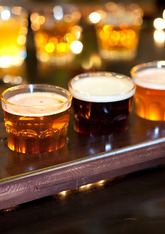 Exhibición de degustación de cerveza