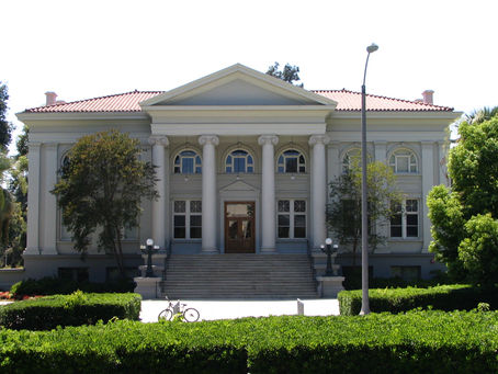 President Oxtoby Signs Off on Student Demands at Pomona College