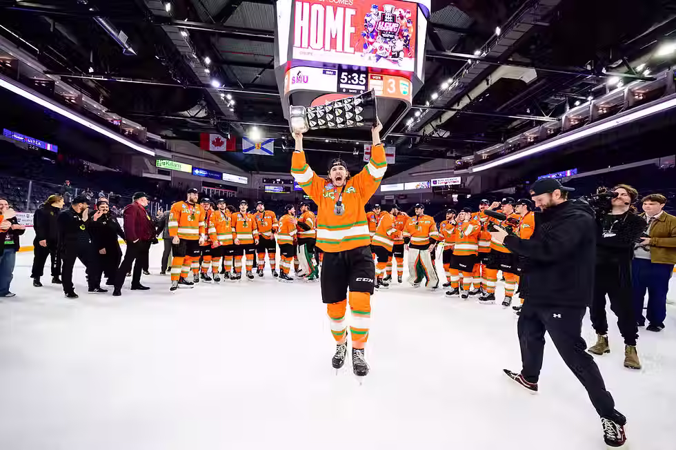 The Patriotes took home their 6th National Title this Spring. (photo from Le Nouvelliste)