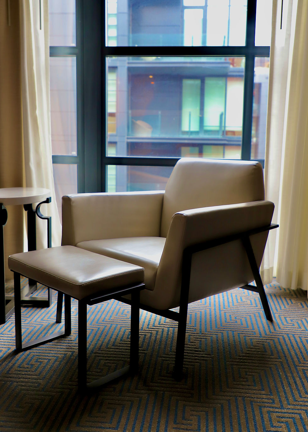 HOTELS & INNS