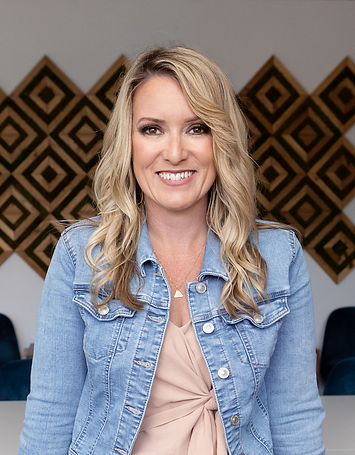 Shannon Mattern Headshot.png
