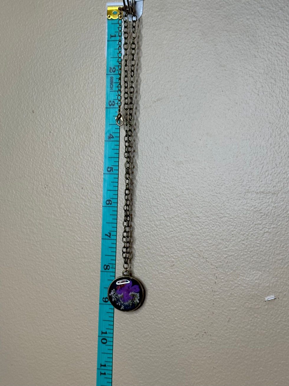 Thumbnail: Necklace with ruler showing length and pendant size for scale