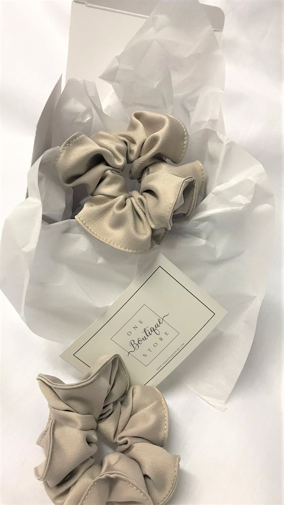 Thumbnail: SINGLE SATIN SCRUNCHIE - 10% OFF