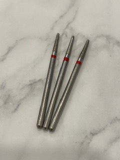 ראש מניקור לדחיפת העור פס אדום תוצרת רוסיה