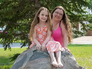 3336408_web1_BJ-06122025SunshineFundLindsayTothAndPeytonToth02.webp