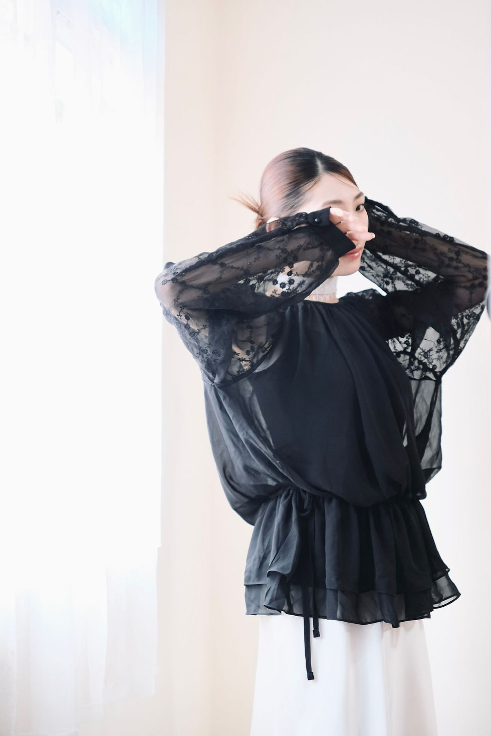 縮圖：Jream floral black sheer ruffle blouse