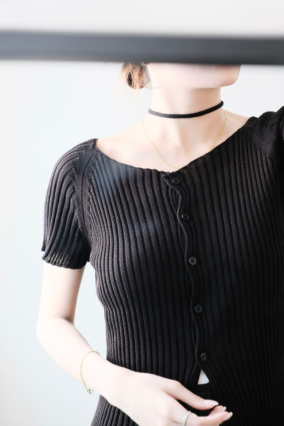 縮圖：Kiana black blouse set