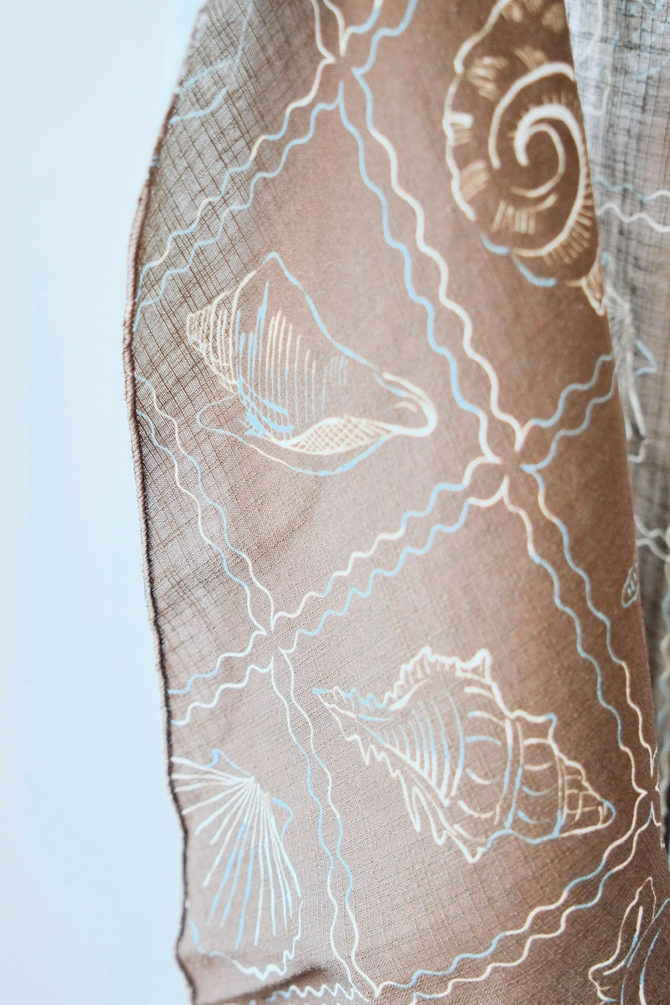 Ocean pattern brown scarf 