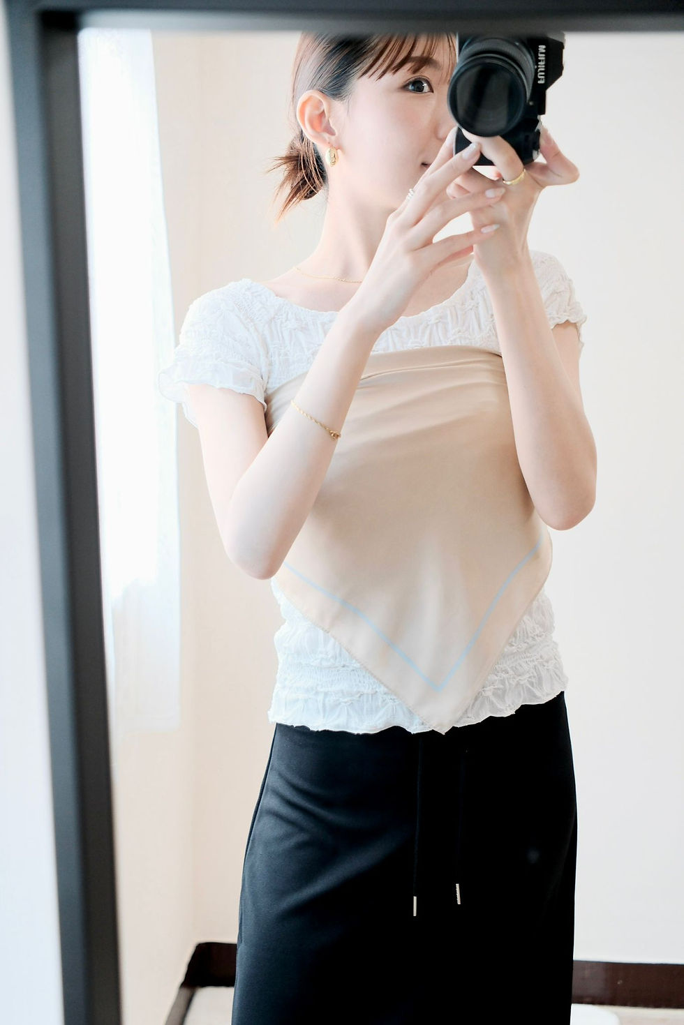 縮圖：Quinn white pattern blouse