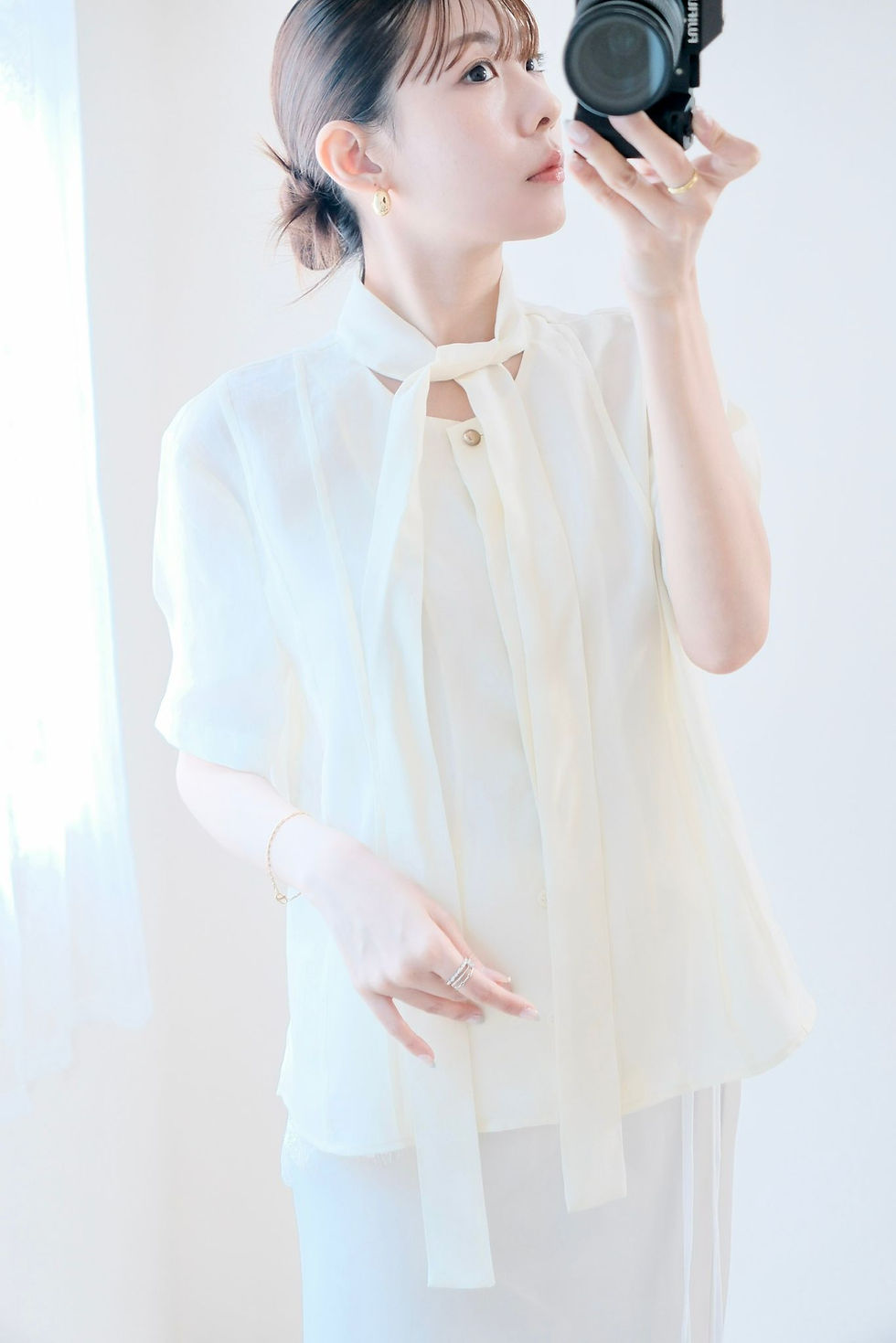 縮圖：Sienna ivory scarf button blouse 