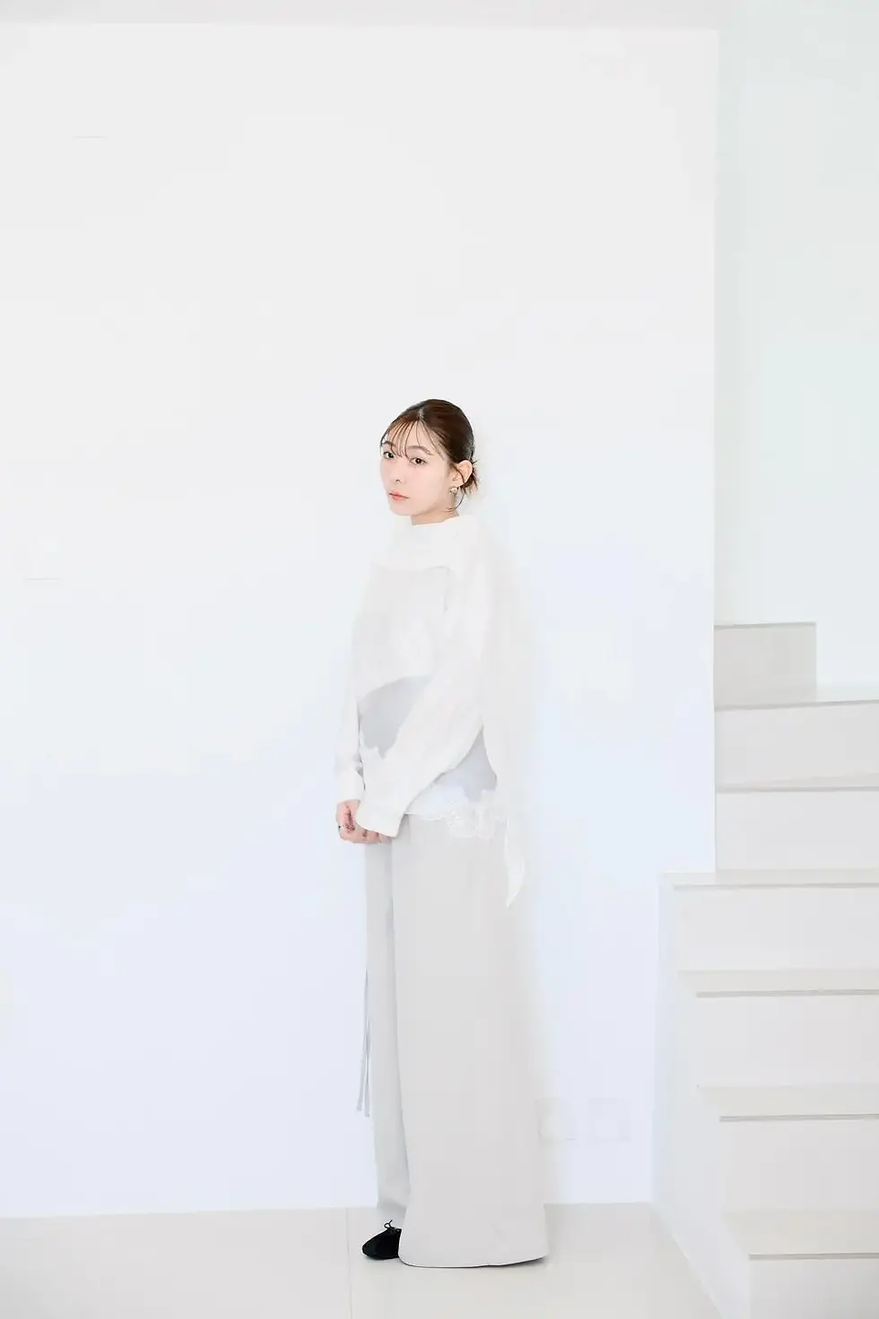縮圖：Maila scarf layered light shirt