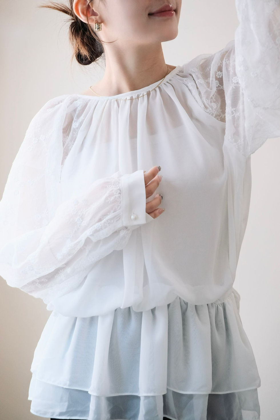 縮圖：Jream floral white sheer ruffle blouse 