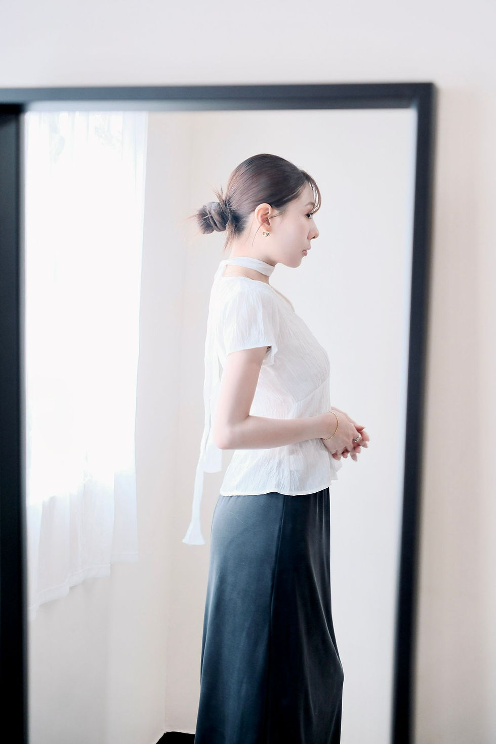 縮圖：Robin white wrinkle blouse set 