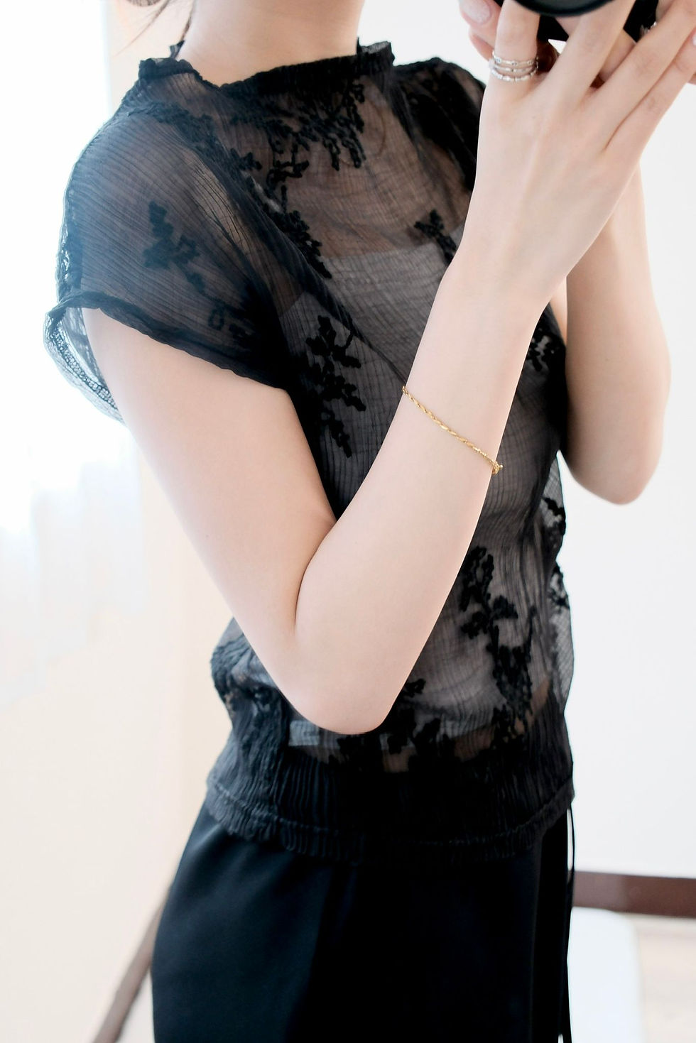 縮圖：Amara black fafa blouse