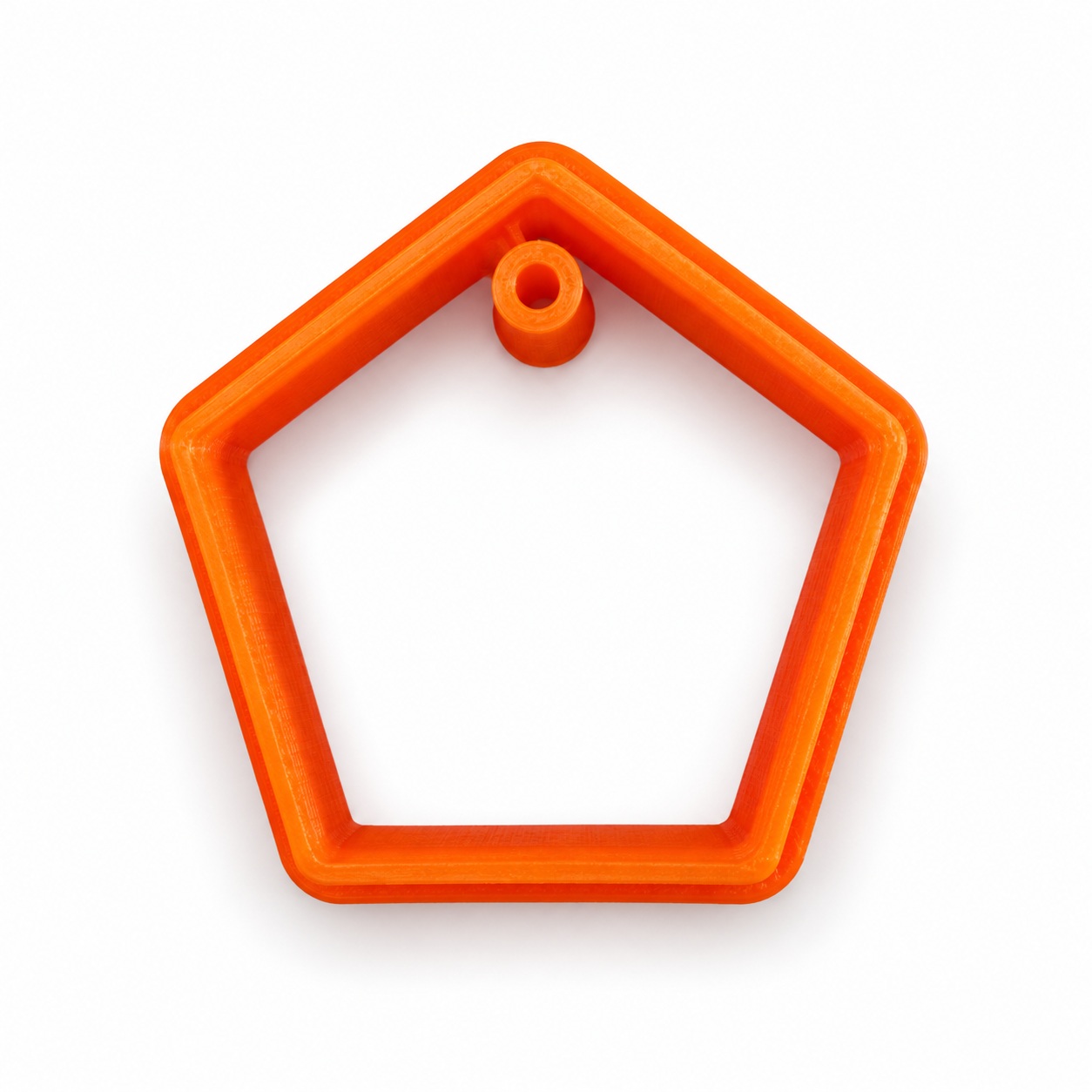 Emporte-pièce Pentagone Atelier avec trou intégré pour créole, imprimé en 3D orange — Forméa