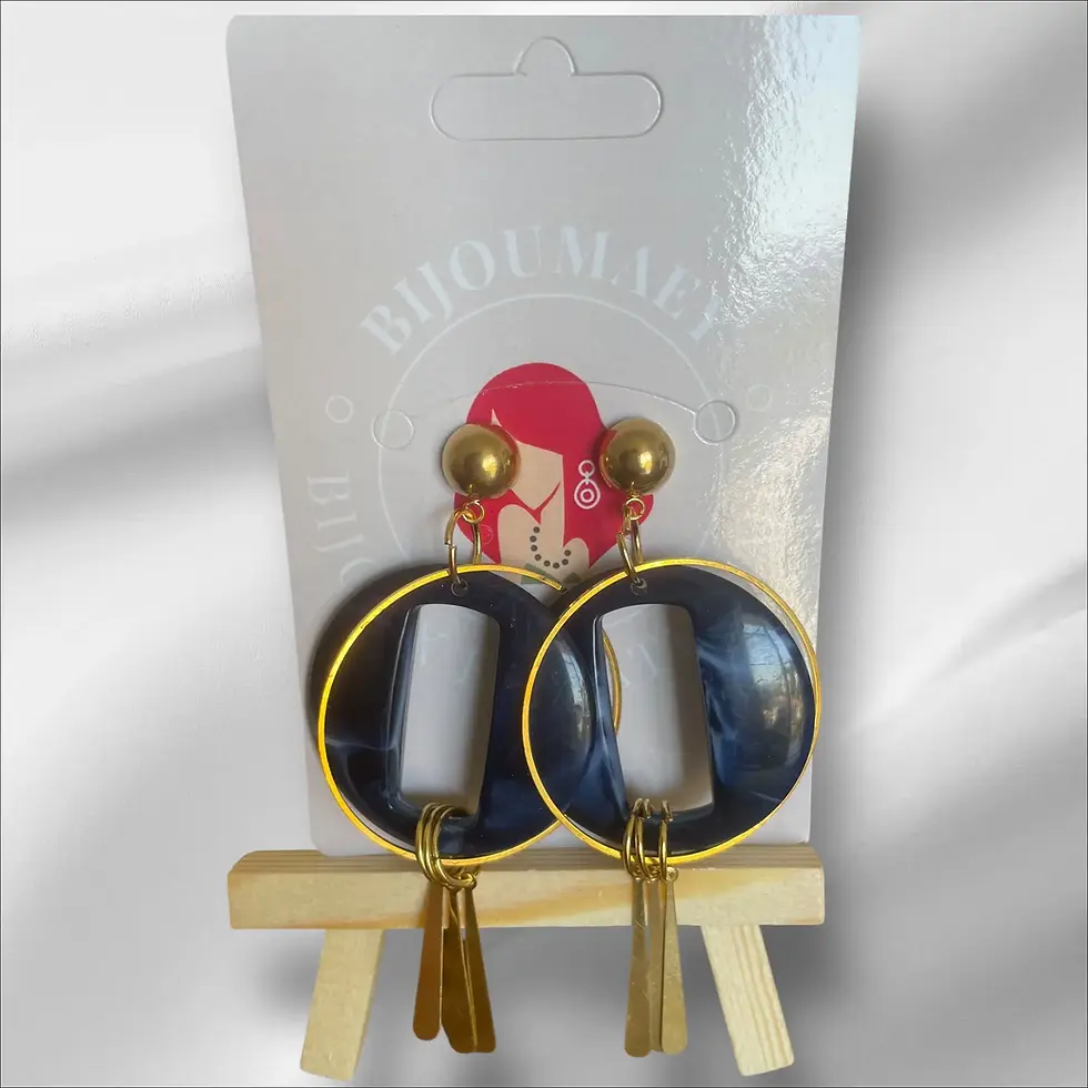 Boucles d'oreilles rondes avec cercles dorés. Bijoumaey - Bijoux  en pate fimo acier inoxydable en Ligne.