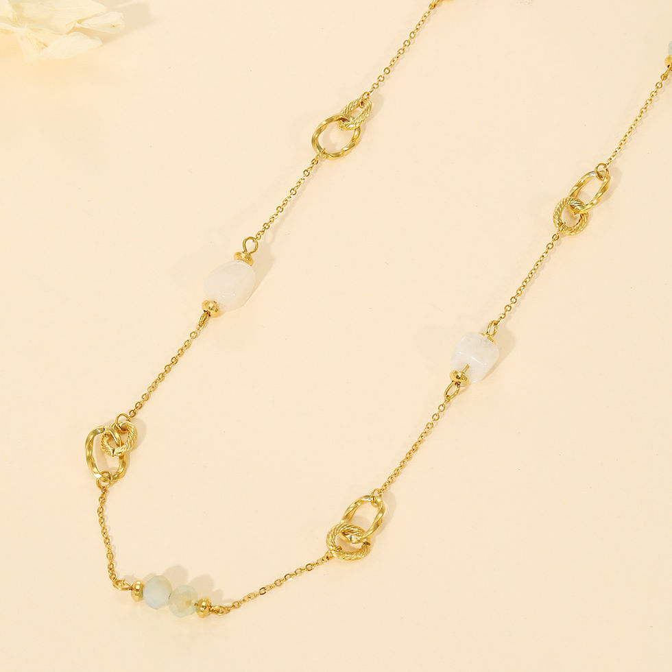 Collier doré avec des boucles d'oreilles résine et Bijoumaey - Bijoux en ligne