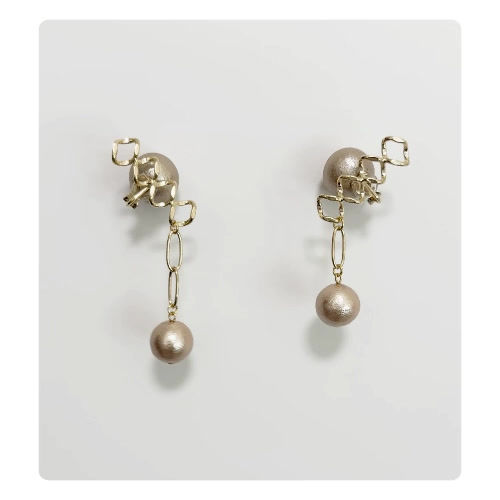 サムネイル： Quatre Earrings