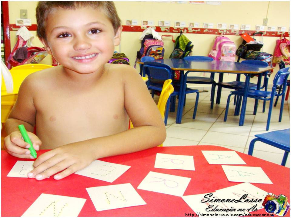 "Hoje eu levo para casa, né prof"?