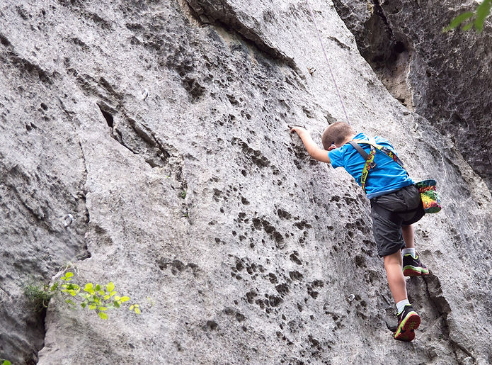 arrampicata-valle-di-cavedine-trentino.jpg
