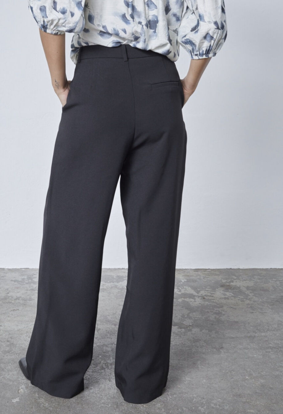 Thumbnail: Great pants