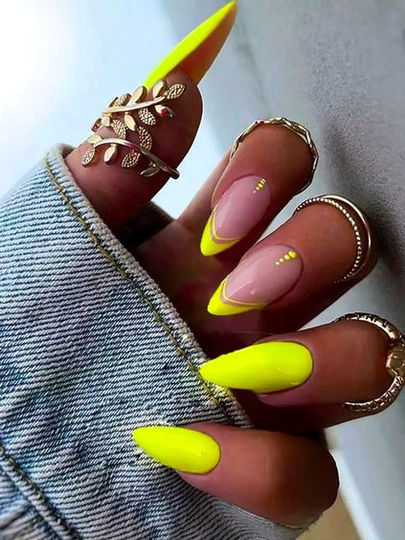 Nail Trends for 2024: Shine Bright Like a Diamond