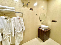 King room WashRoom (2)