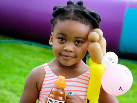balloon sculpting_edited.jpg
